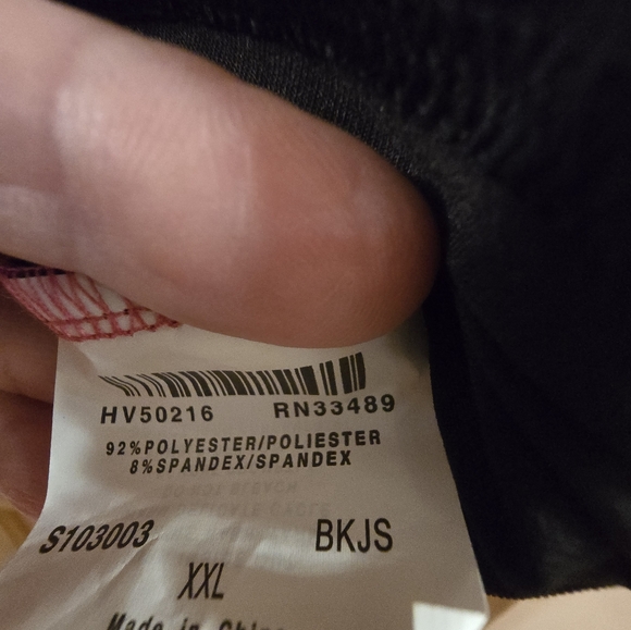 Smitten 2XL black long sleeve top with silver design at end of sleeves. - Picture 3 of 4